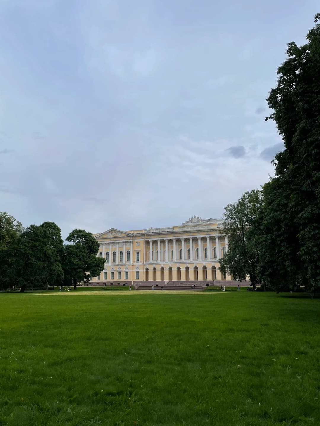 Картинка Михайловский сад